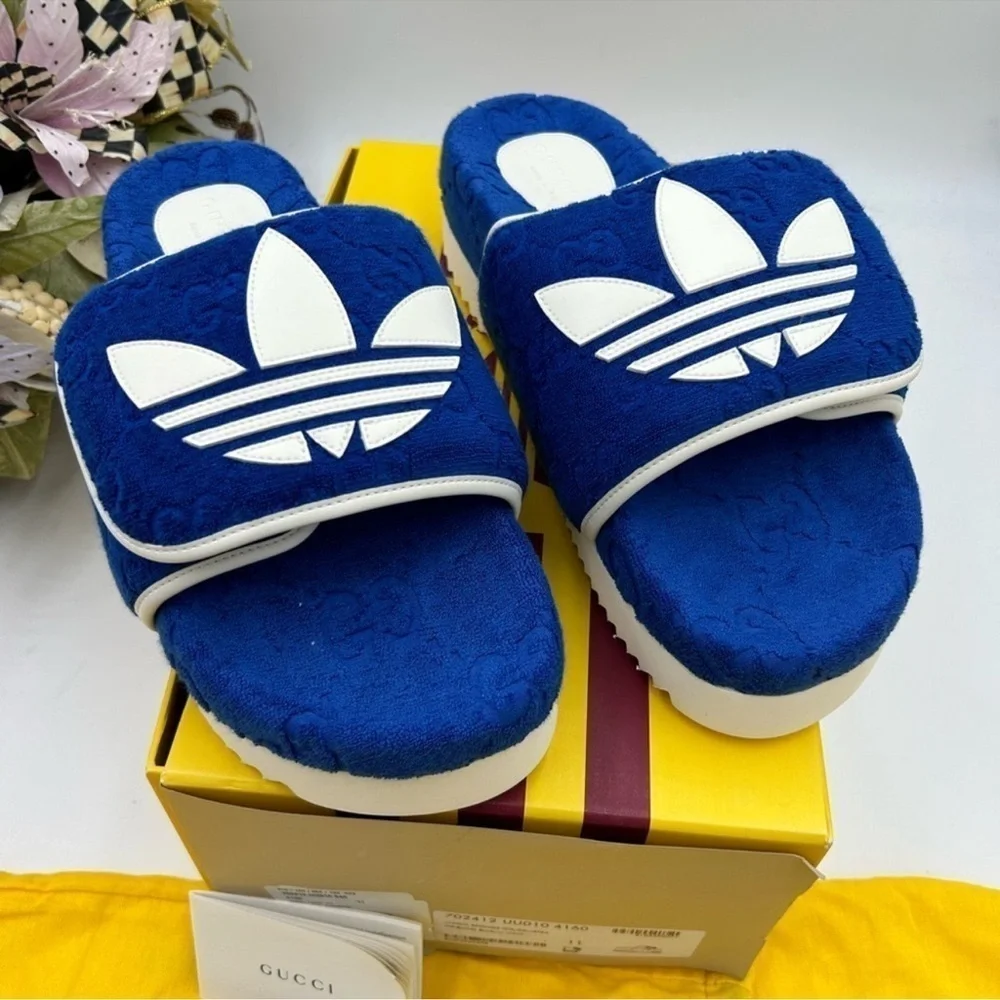 Men’s Gucci X Adidas GG monogram sandals size 11 made in Italy